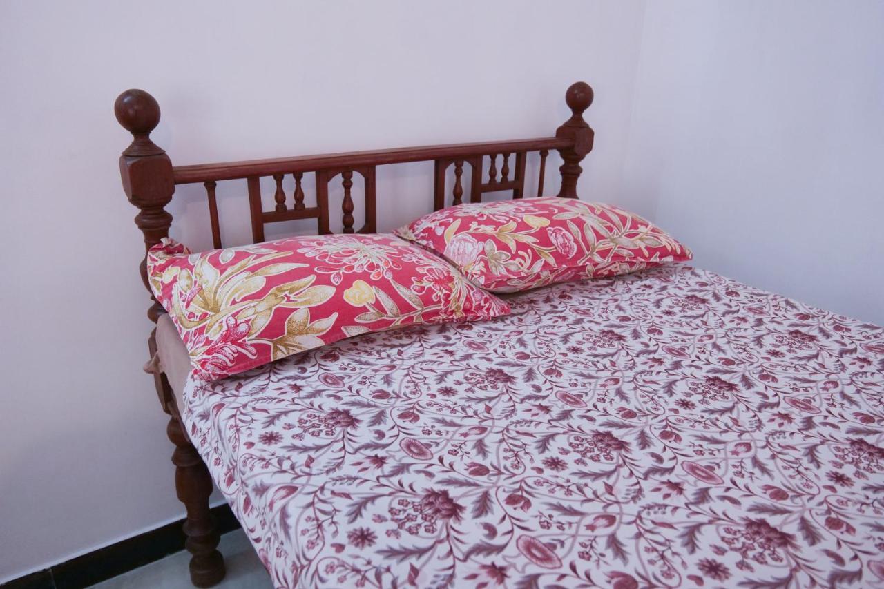 Villa Souhayl Homestay ポンディシェリ エクステリア 写真